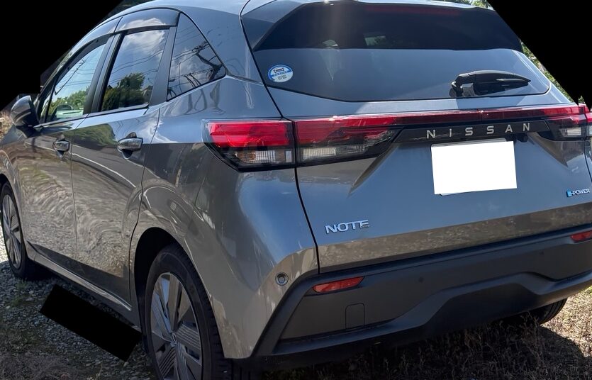 日産新型ノート　後ろ