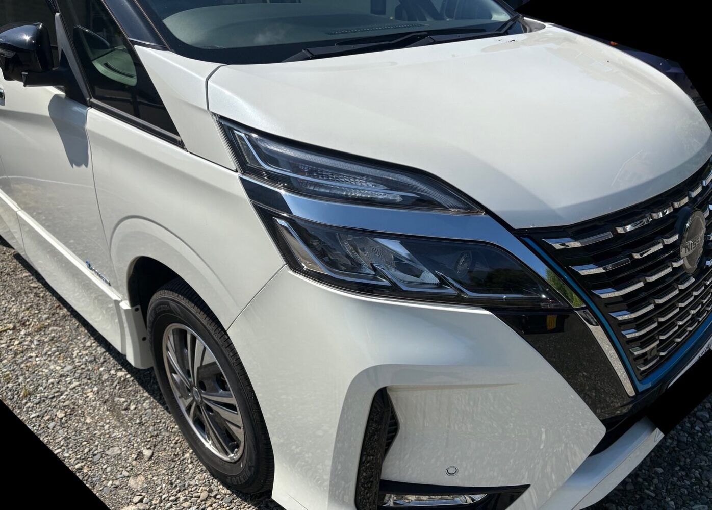 日産のセレナ
