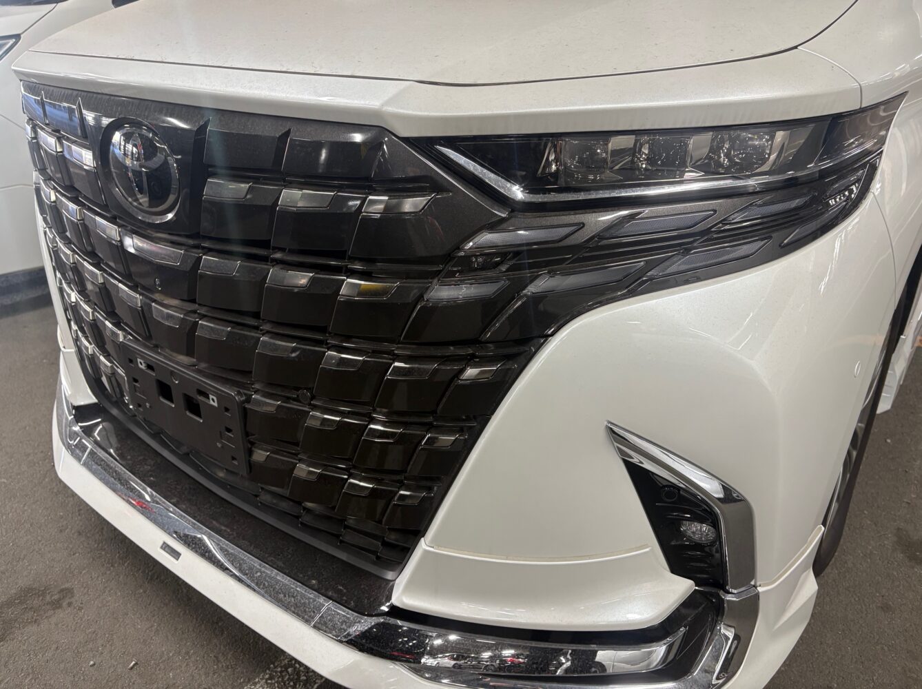 トヨタの新型アルファード